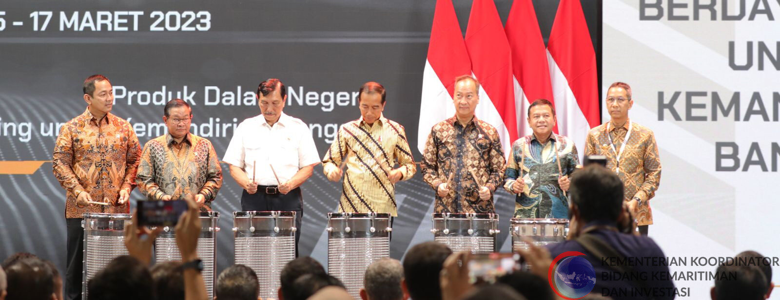 Di hadapan Presiden Jokowi, Menko Luhut Paparkan Kesuksesan Aksi Afirmasi BBI Melalui Belanja PDN